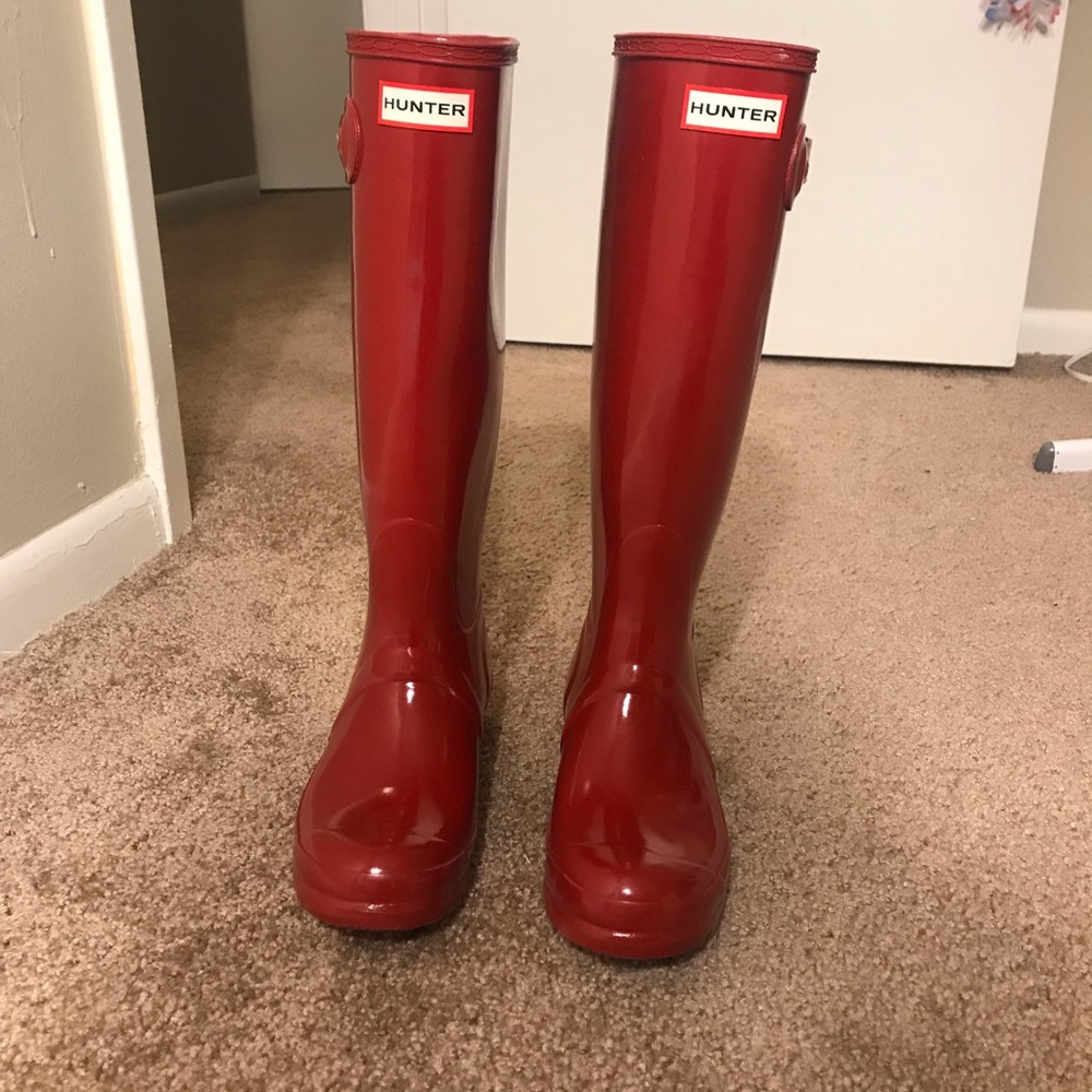 Red Gloss Hunter Rain Boots